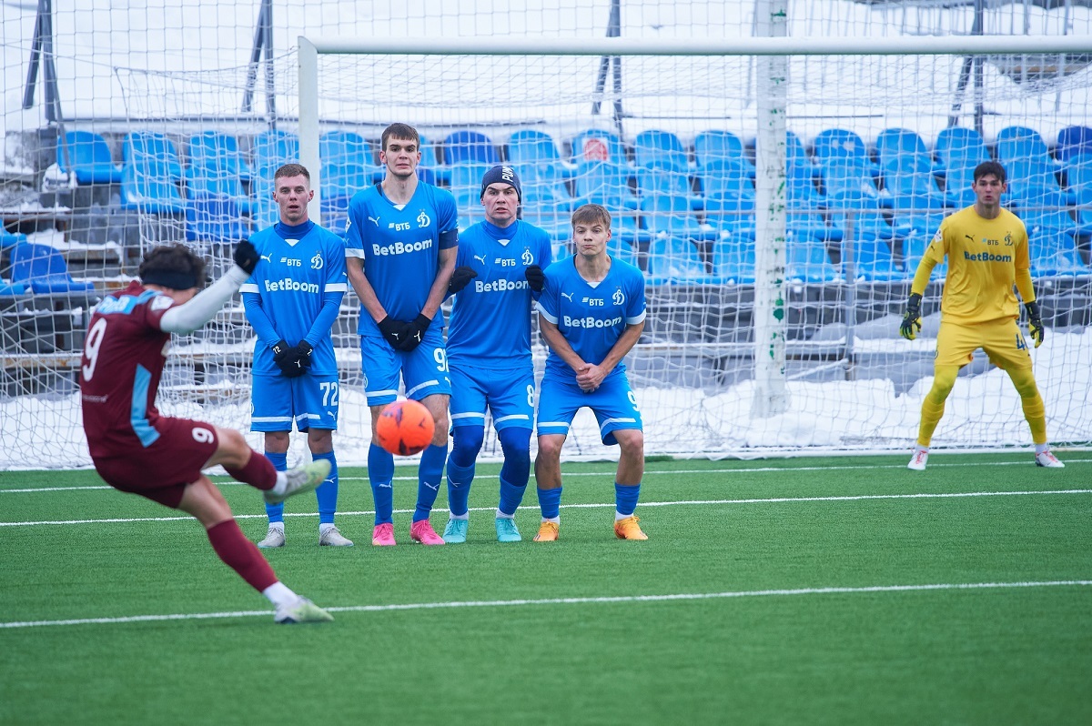 «Динамо-2» переиграло «Квант» в первом матче года